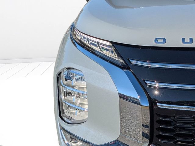 New 2026 Mitsubishi Outlander SE FWD image 8