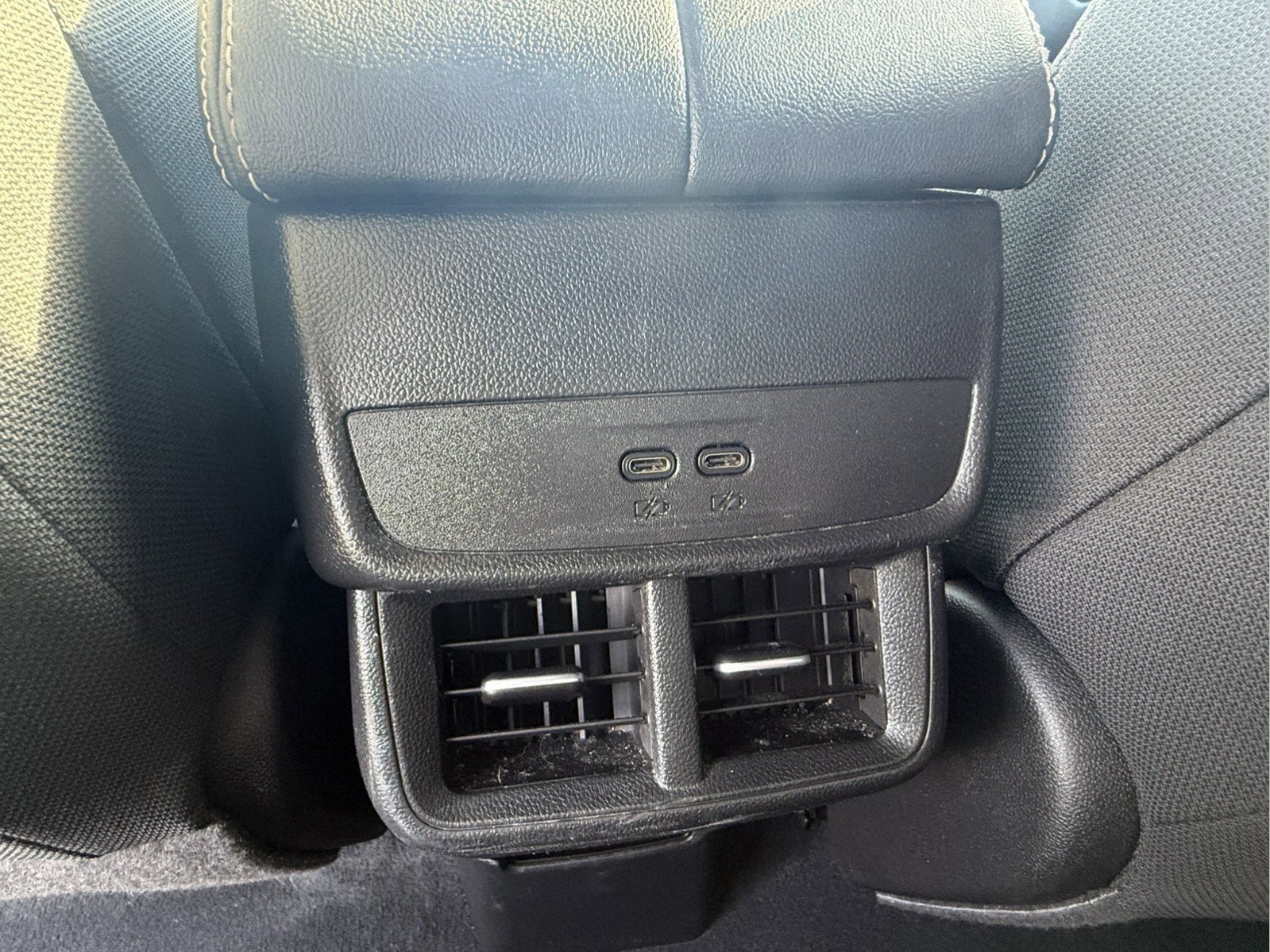 Used 2025 GMC Terrain Elevation image 26