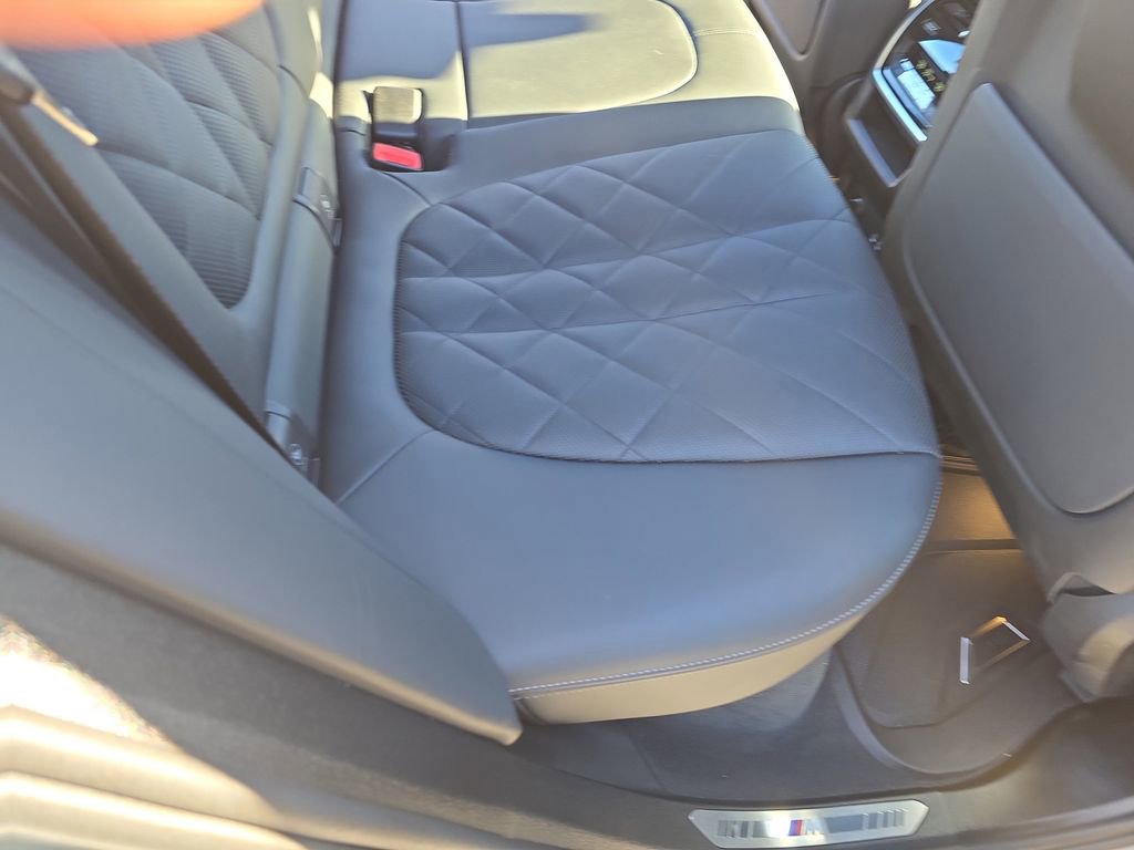 Used 2025 BMW X5 xDrive40i w/ M Sport Package image 15