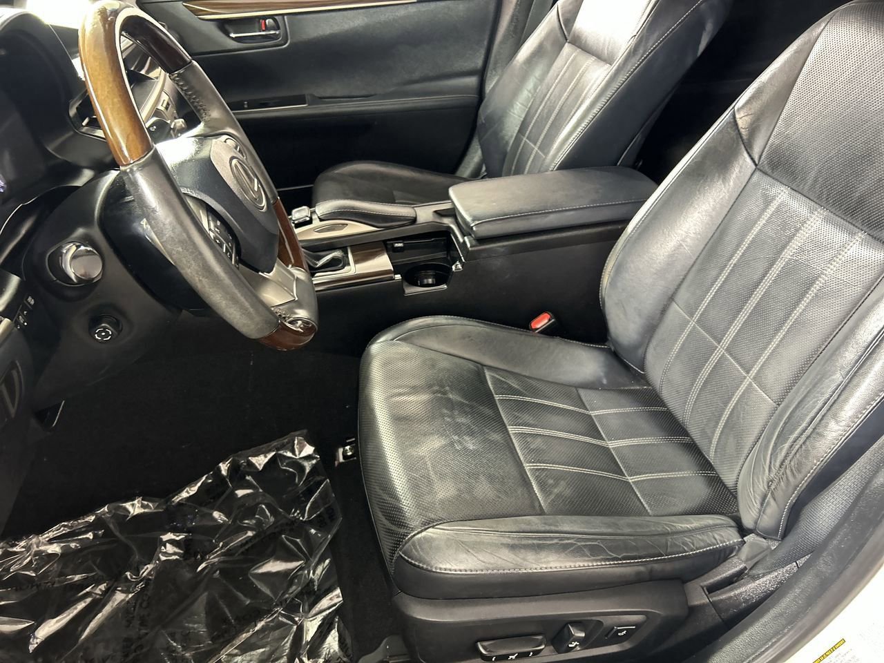 Used 2017 Lexus ES 350 w/ Luxury Package FWD image 22