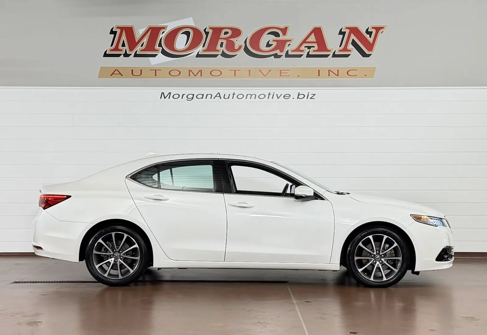 Used 2015 Acura TLX w/ Advance Package FWD image 2