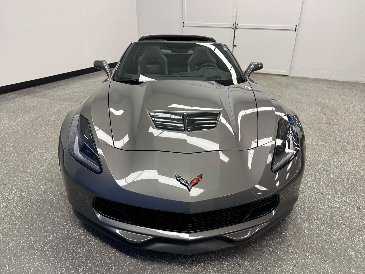 Used 2015 Chevrolet Corvette Z06 w/ 2LZ Preferred Equipment Group RWD image 2