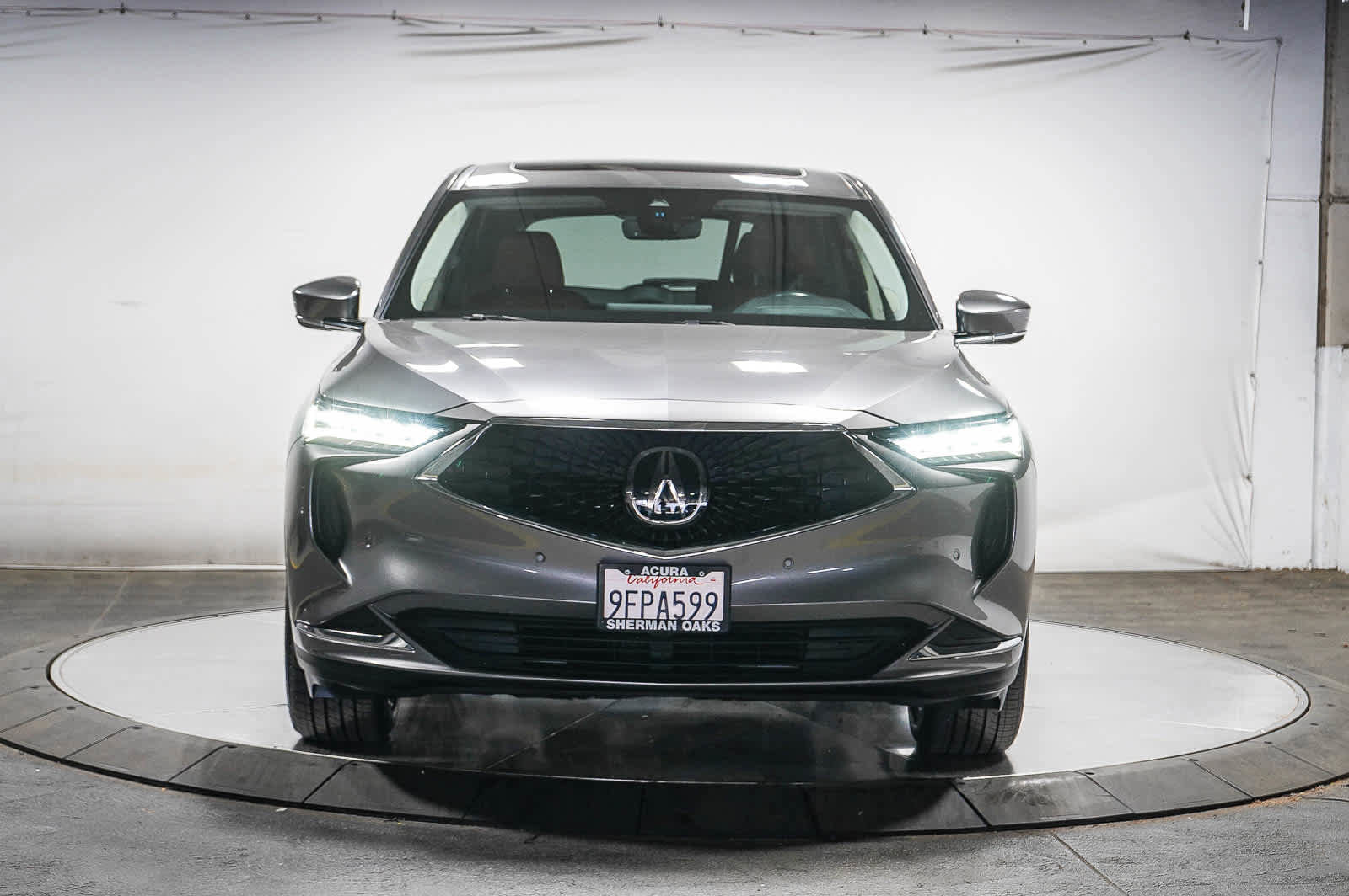 Used 2023 Acura MDX FWD w/ Technology Package image 3