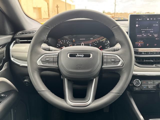 Used 2024 Jeep Compass Limited image 14