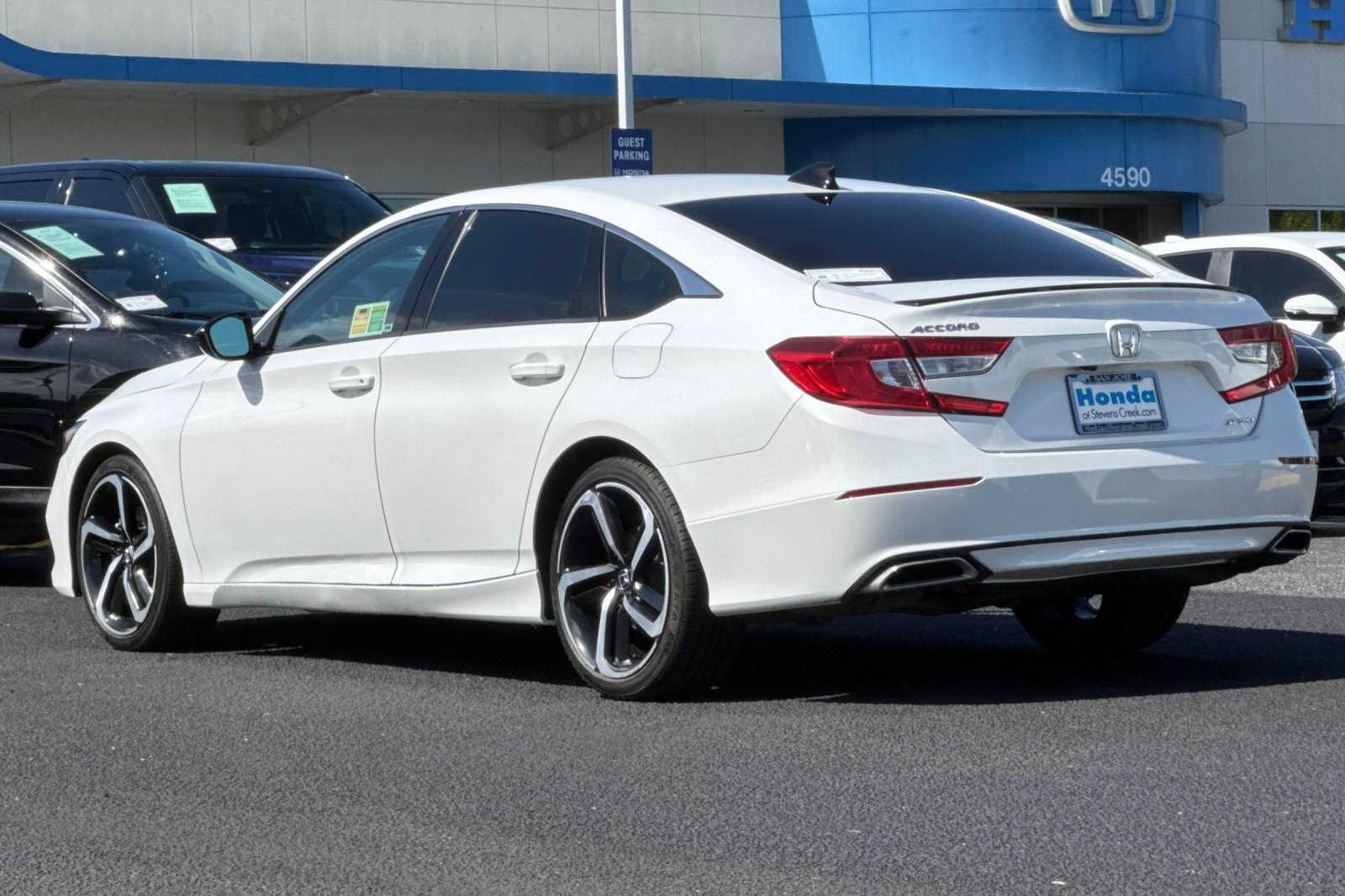 Used 2022 Honda Accord Sport image 3