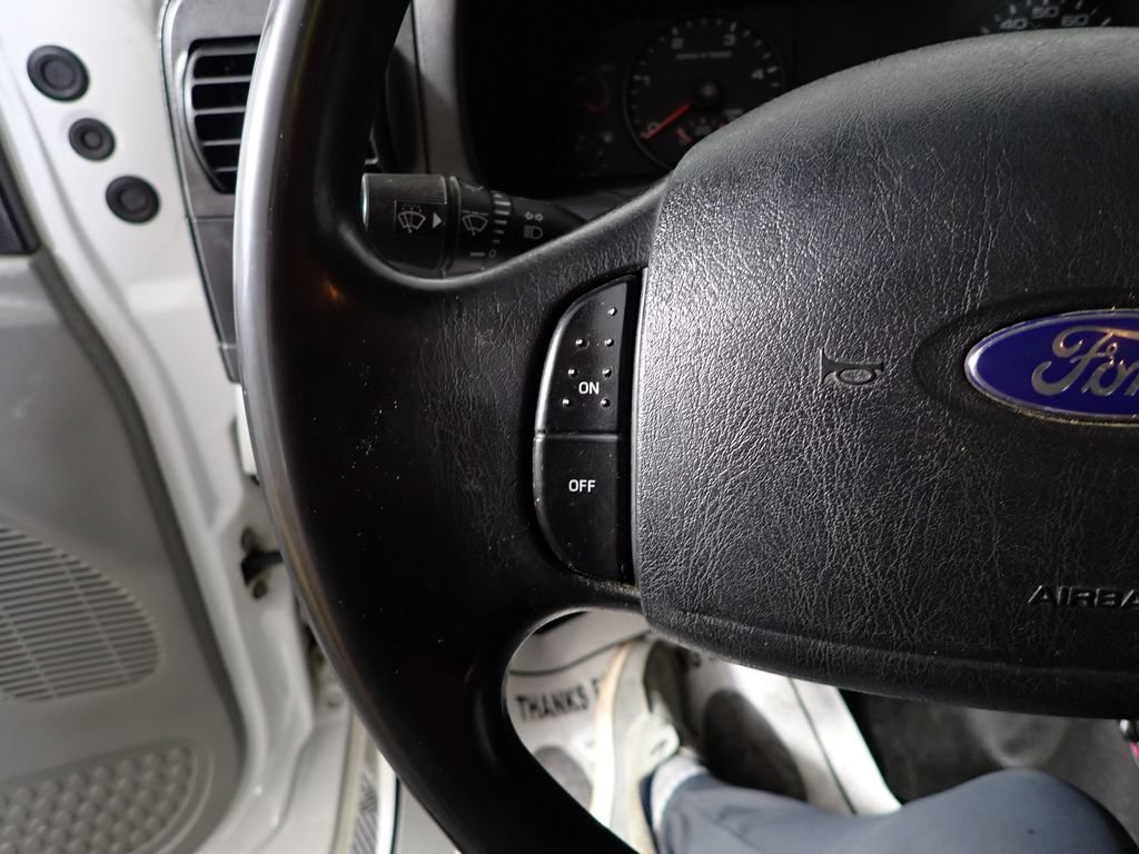 Used 2006 Ford F250 XL AWD/4WD image 23