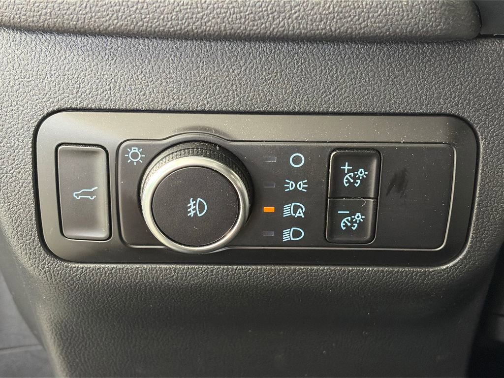 Used 2025 Ford Escape ST-Line Select AWD/4WD image 24