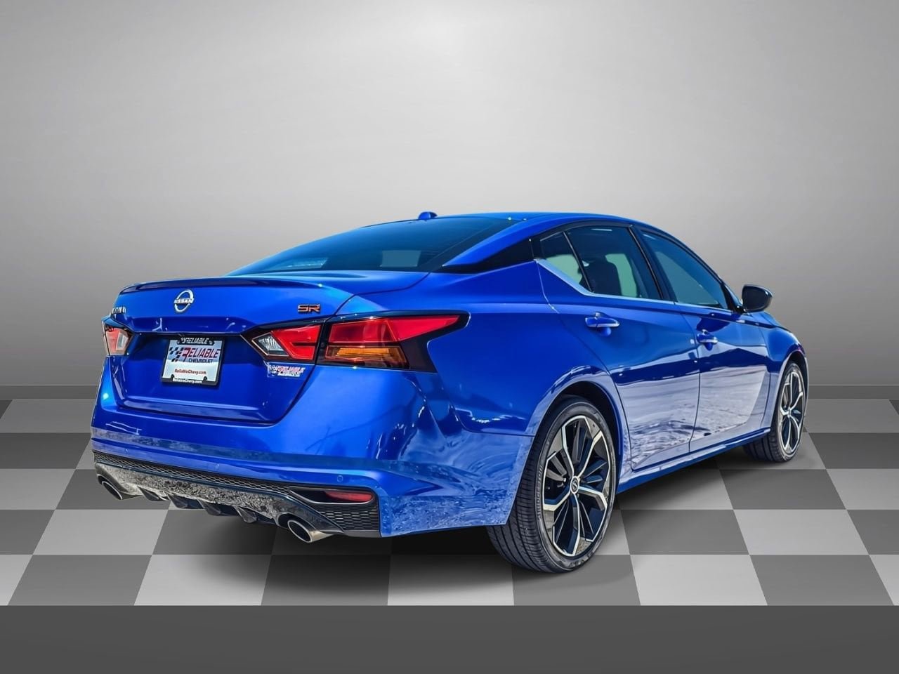 Used 2025 Nissan Altima 2.5 SR FWD image 6