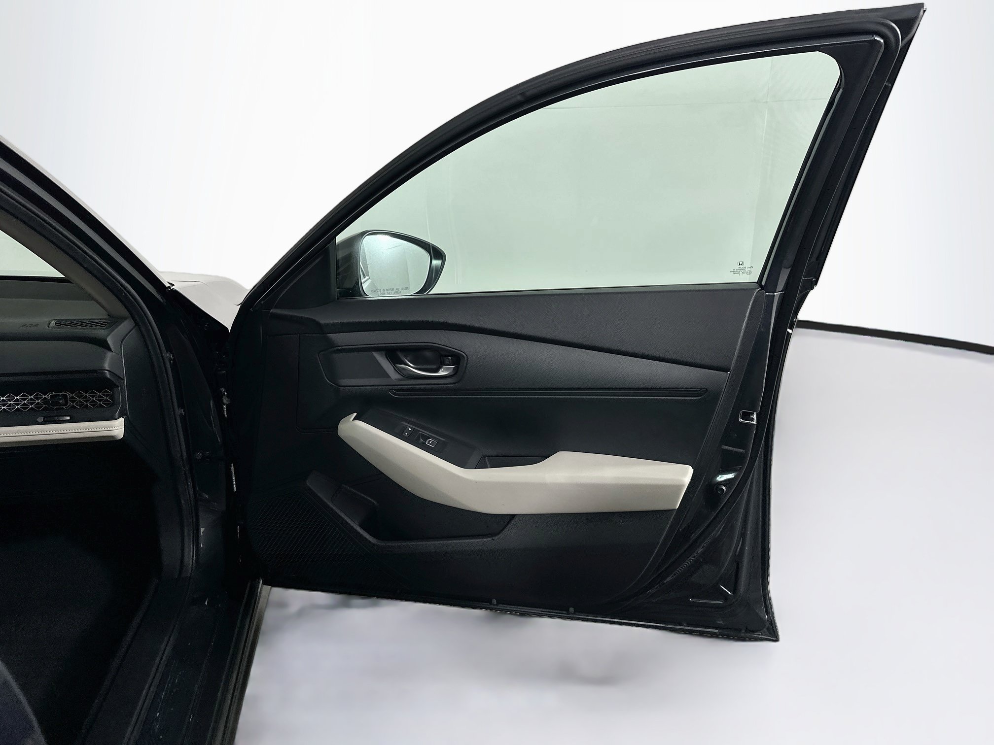Used 2025 Honda Accord LX image 29