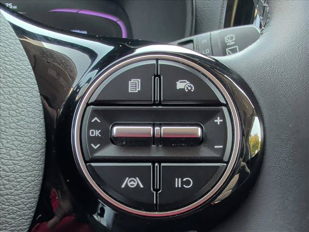 Used 2025 Kia Soul EX FWD image 14