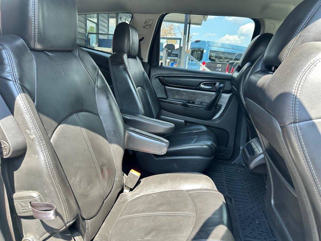 Used 2014 Chevrolet Traverse LT FWD image 27