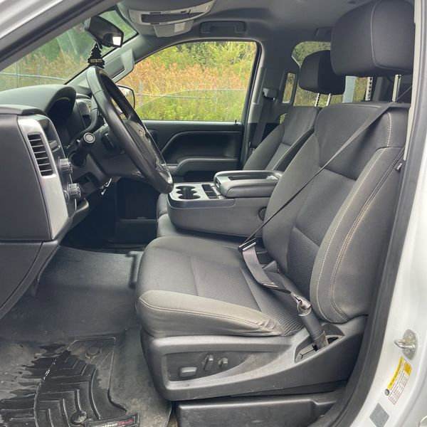 Used 2017 Chevrolet Silverado 1500 LT w/ All Star Edition image 5