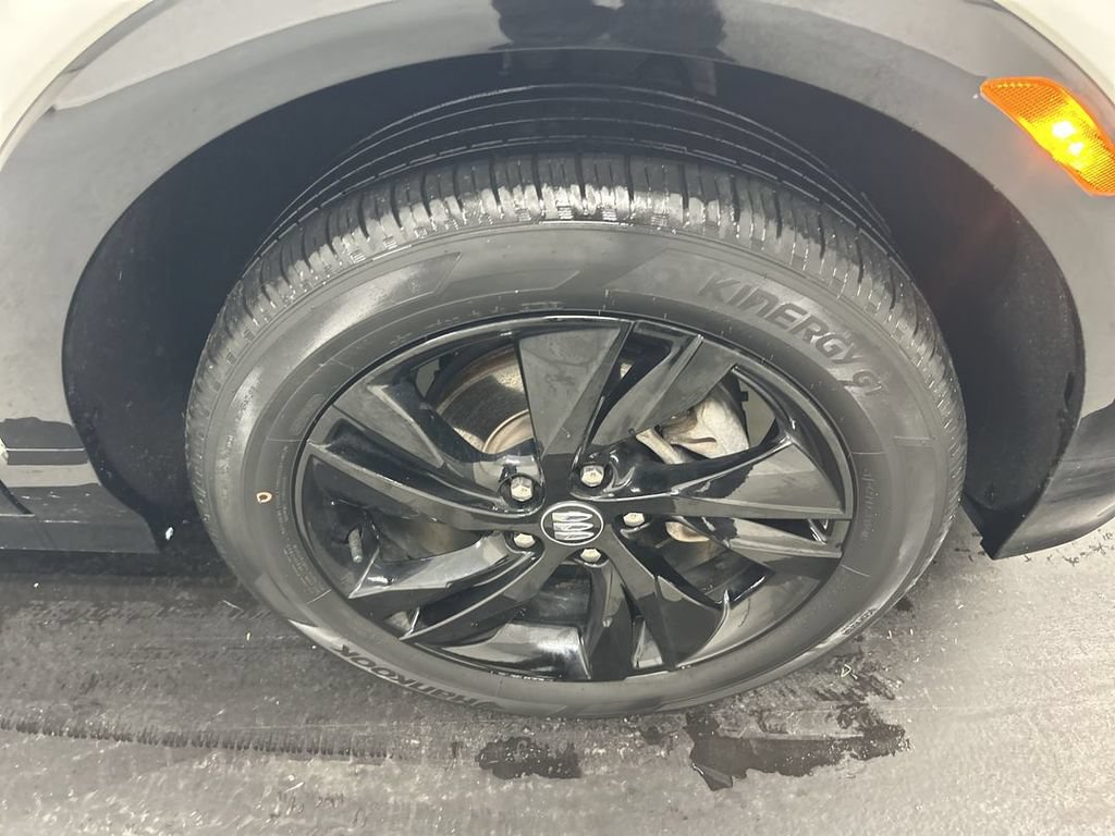 Certified 2024 Buick Encore GX Sport Touring AWD/4WD image 8