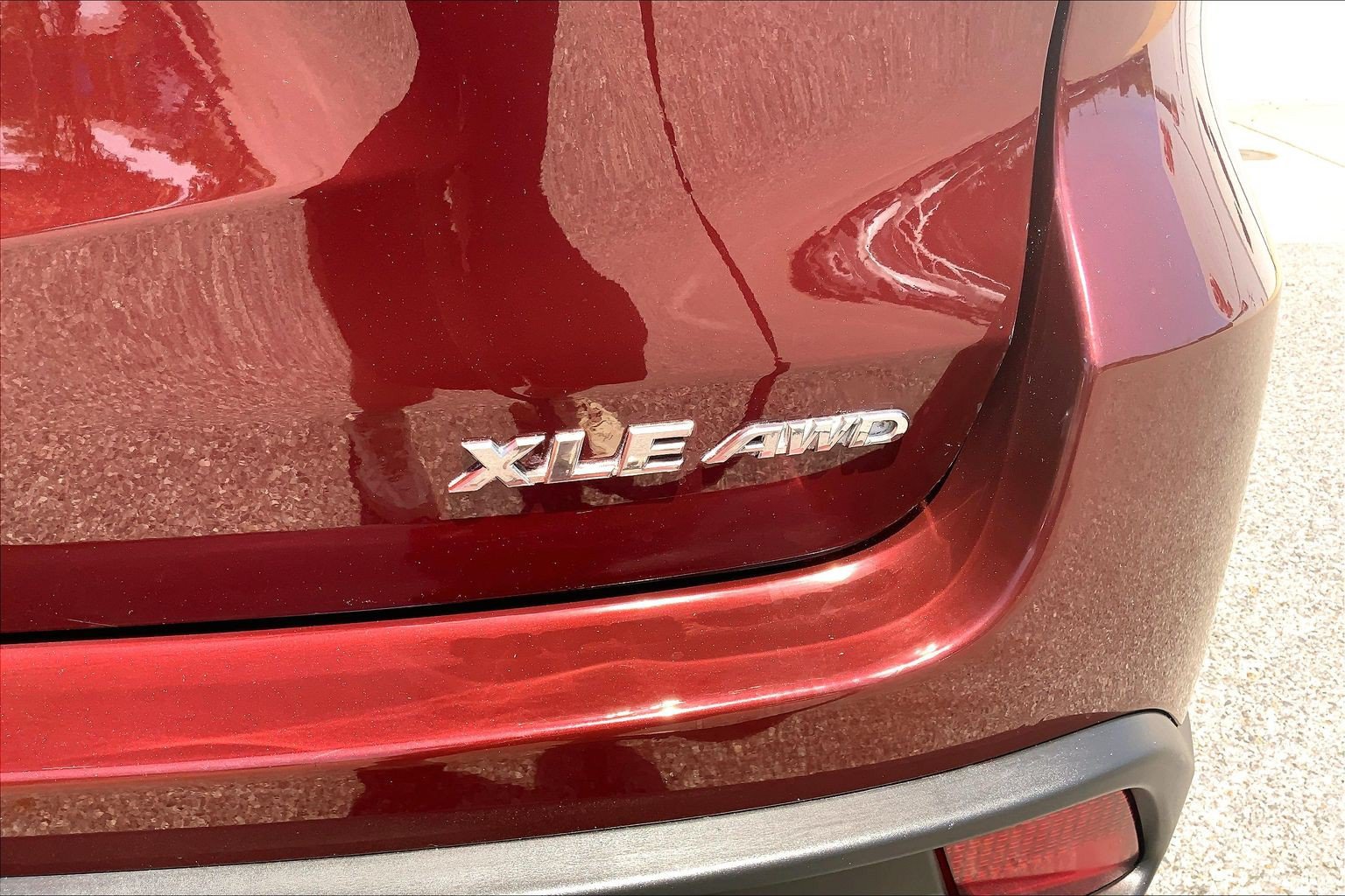 Used 2018 Toyota Highlander XLE AWD/4WD image 10