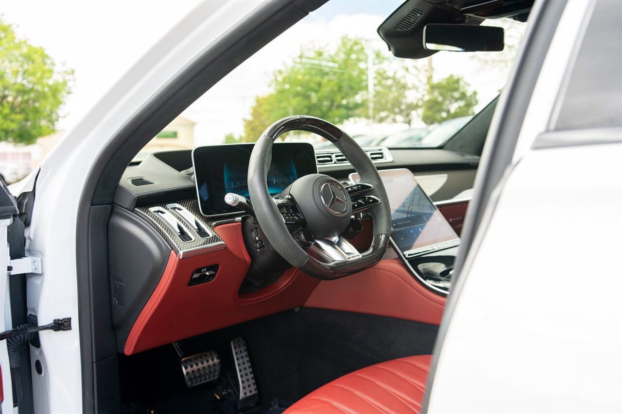 Used 2024 Mercedes-Benz S 63 AMG S image 26
