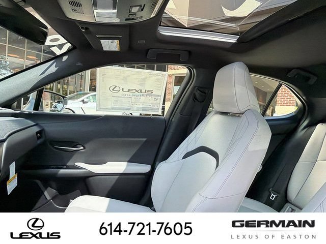 New 2026 Lexus UX 300h AWD image 17