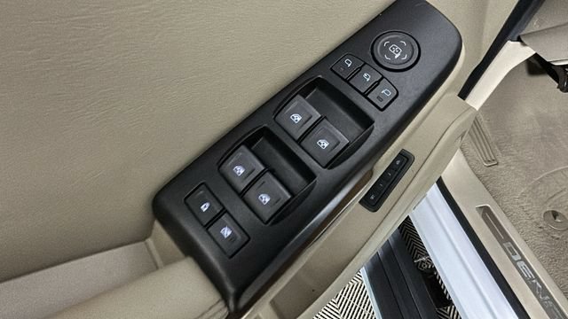 Used 2019 GMC Yukon Denali w/ Denali Ultimate Package AWD/4WD image 10