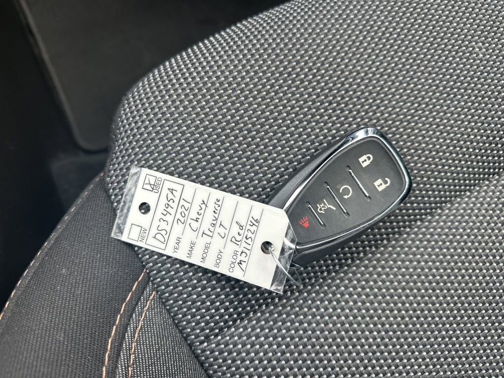 Used 2021 Chevrolet Traverse LT AWD/4WD image 38