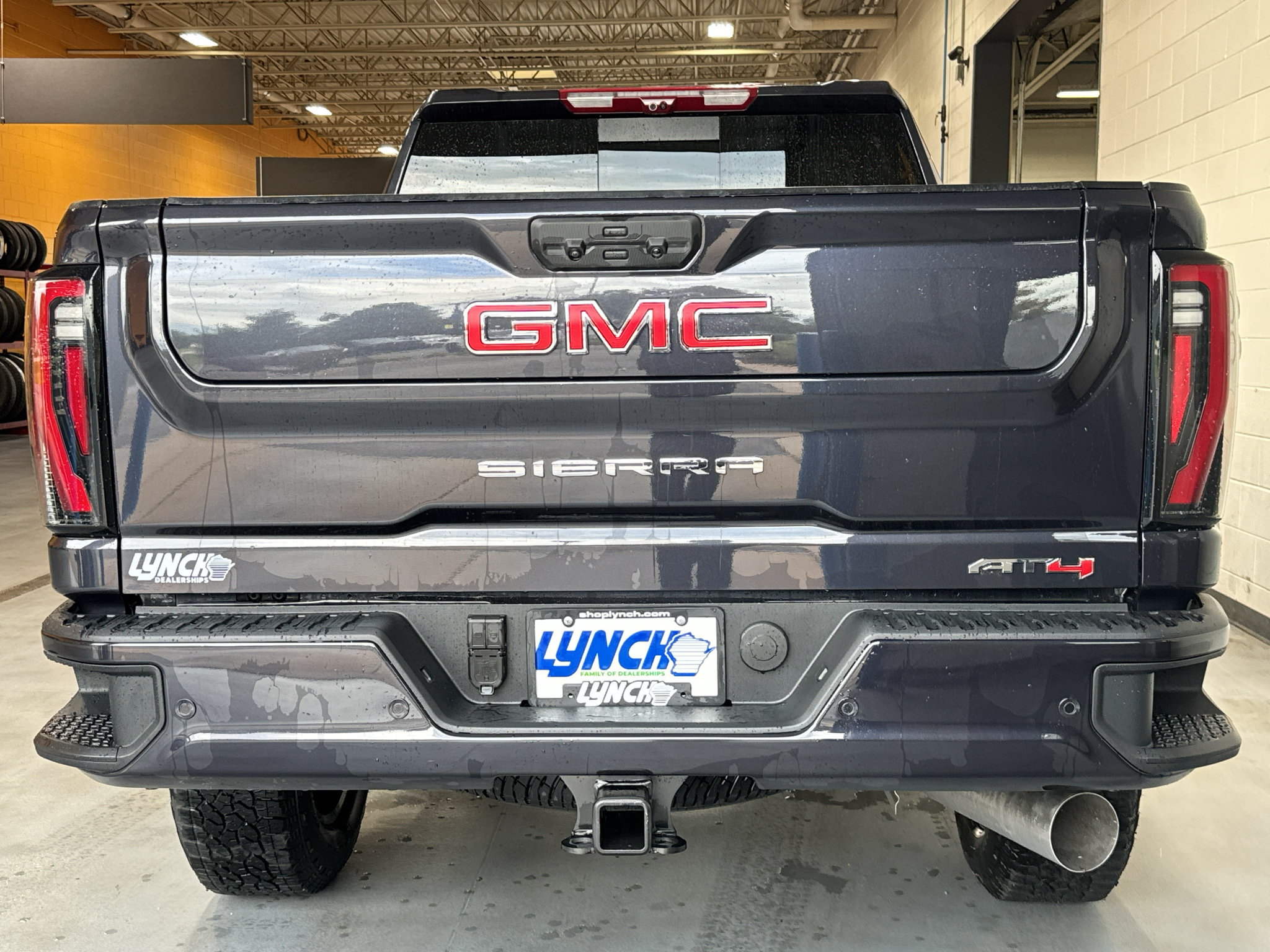 New 2026 GMC Sierra 2500 AT4 w/ AT4 Premium Plus Package AWD/4WD image 4