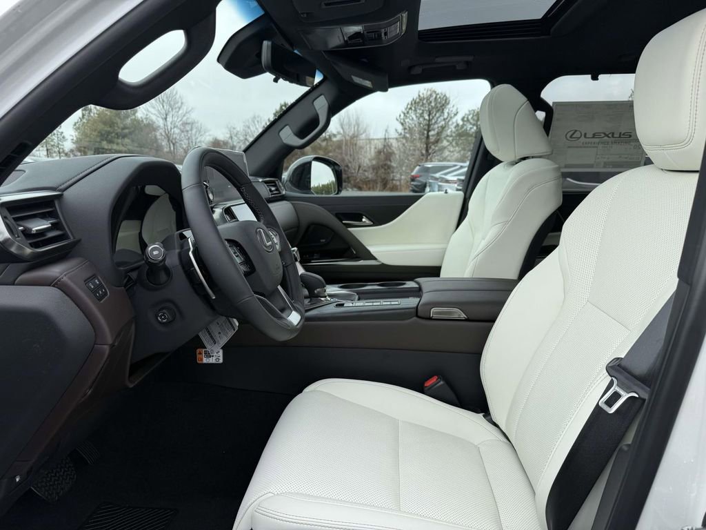 New 2026 Lexus LX 700h Luxury image 12