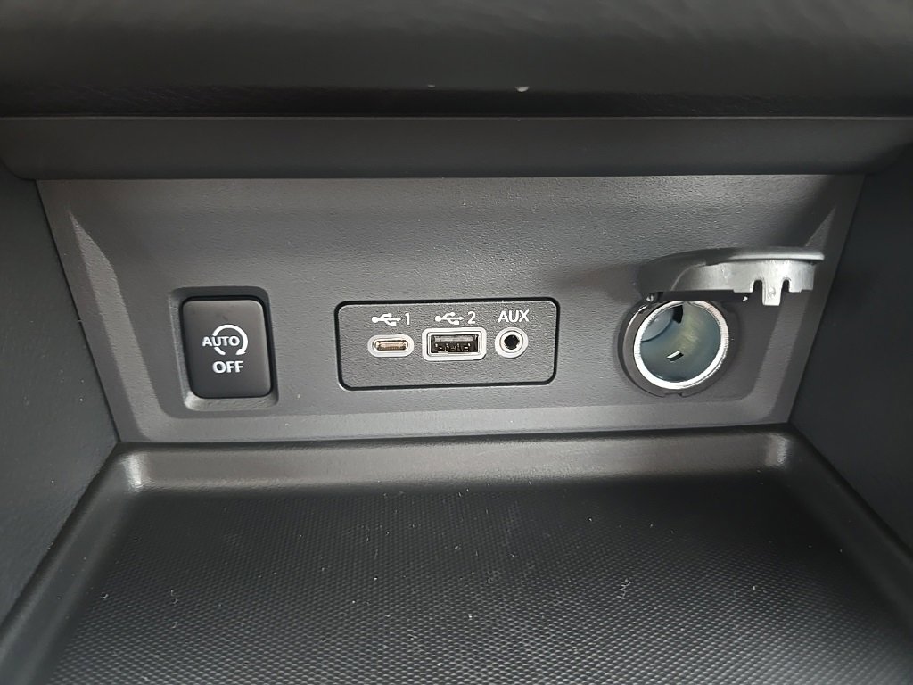 New 2025 Nissan Sentra SV w/ SV Premium Package image 22