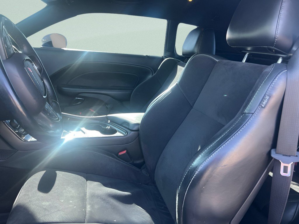 Used 2018 Dodge Challenger SXT Plus RWD image 21