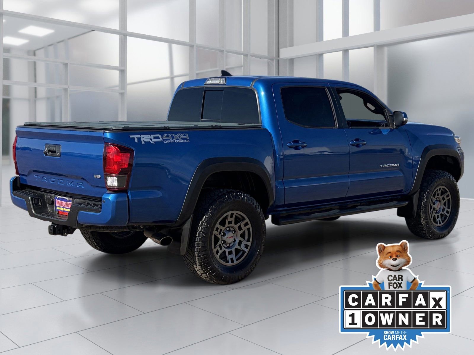 Used 2018 Toyota Tacoma TRD Off-Road w/ Technology Package AWD/4WD image 6