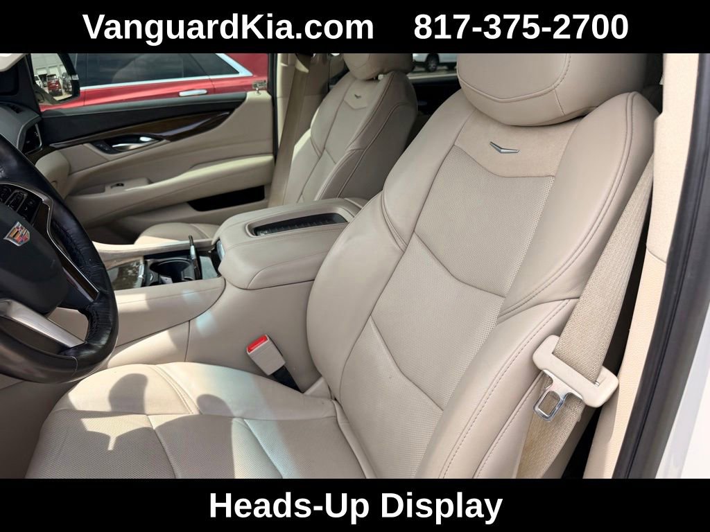Used 2020 Cadillac Escalade Luxury AWD/4WD image 13