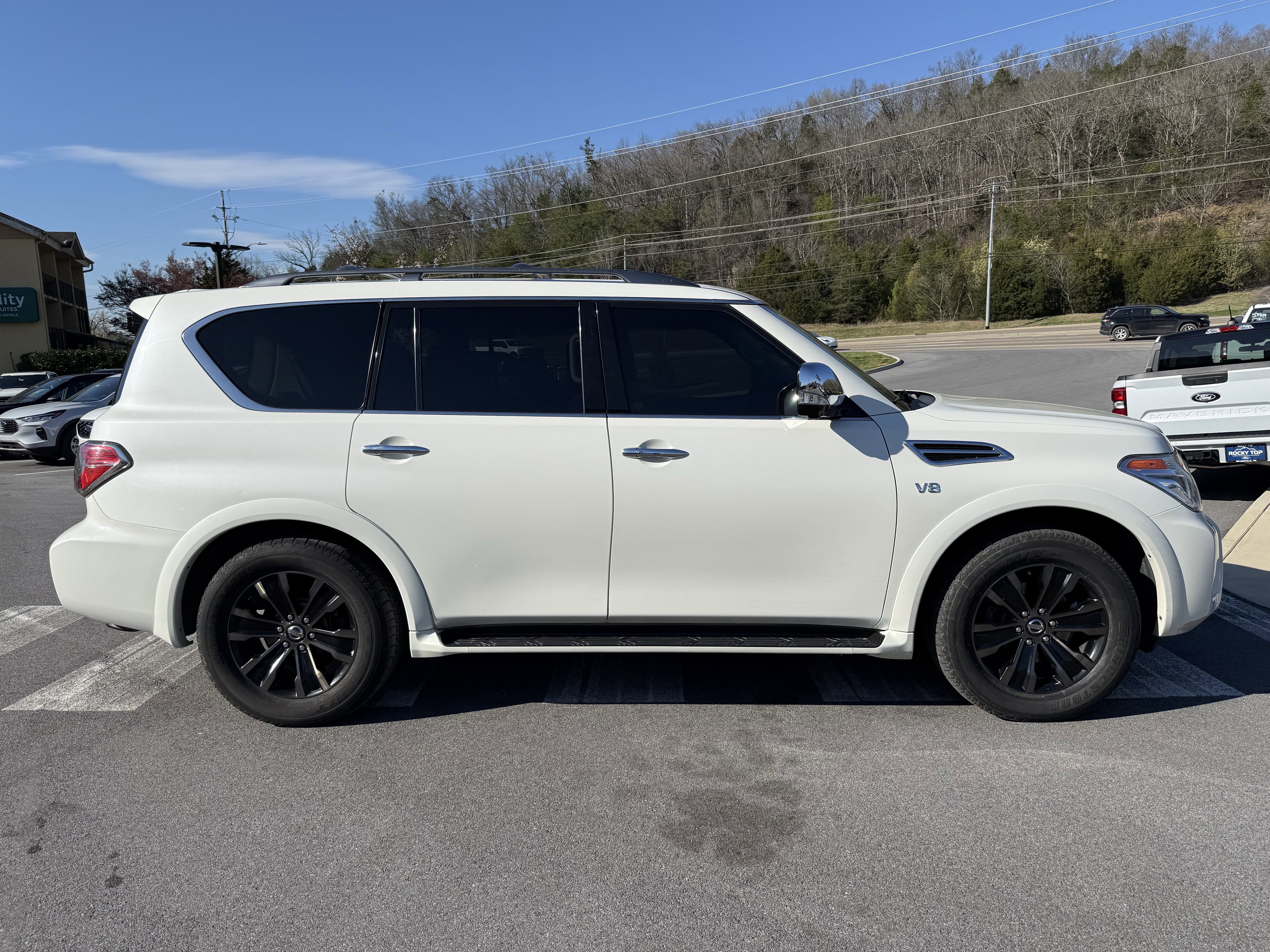 Used 2019 Nissan Armada Platinum w/ Cargo Package image 4