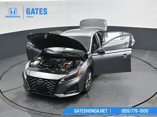 Used 2023 Nissan Altima 2.0 SR image 49