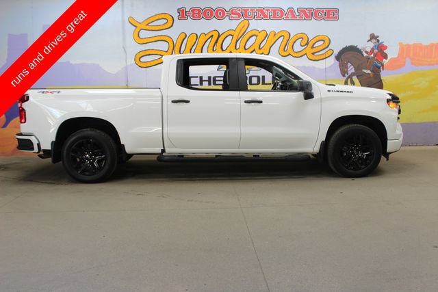 Used 2024 Chevrolet Silverado 1500 Custom w/ LPO, Dark Essentials Package AWD/4WD image 1