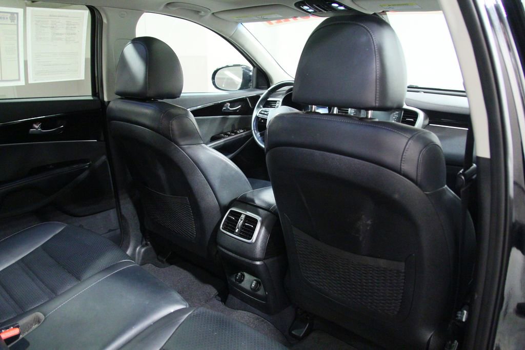 Used 2019 Kia Sorento EX AWD/4WD image 22