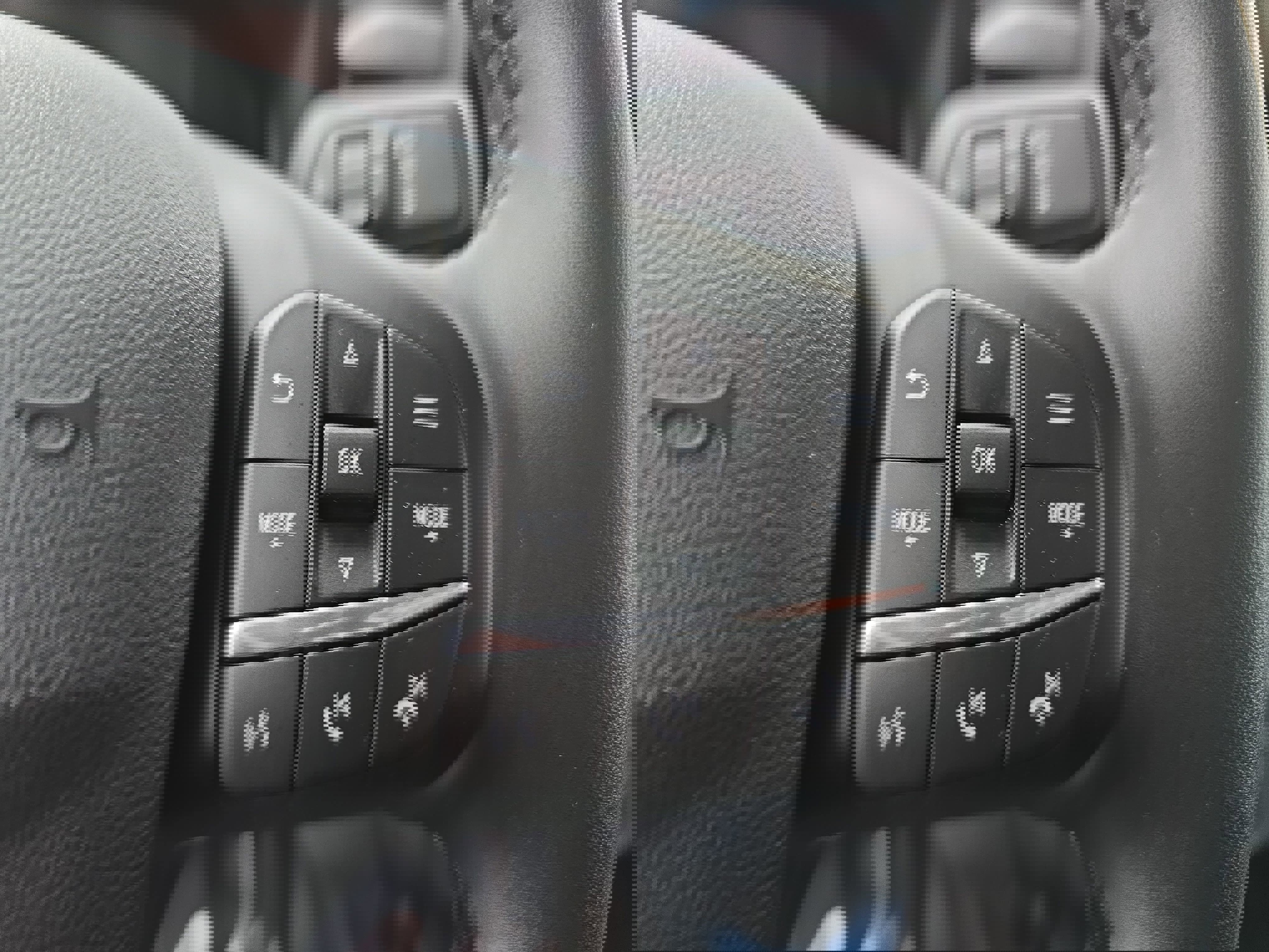 Used 2025 Ford Maverick XLT w/ XLT Luxury Package image 17