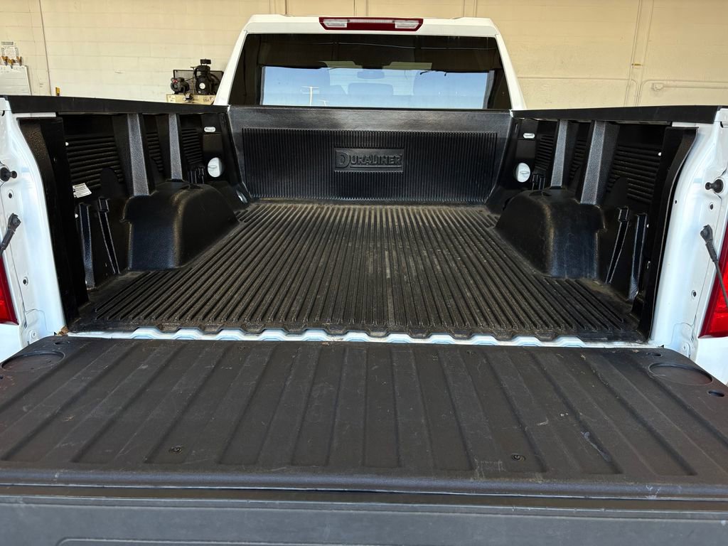 Used 2025 Chevrolet Silverado 1500 LT image 26