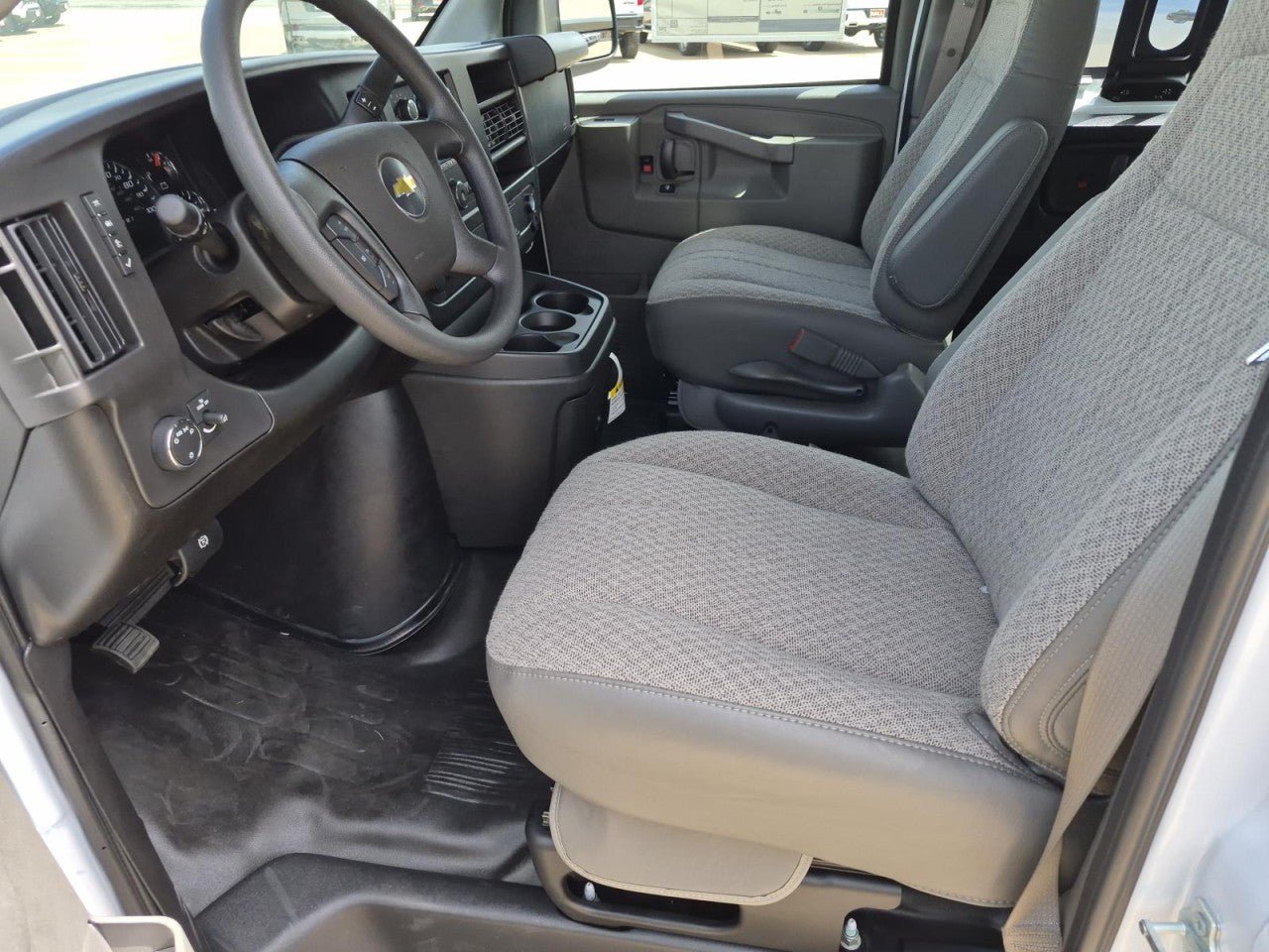 New 2026 Chevrolet Express 2500 w/ Driver Convenience Package RWD image 9