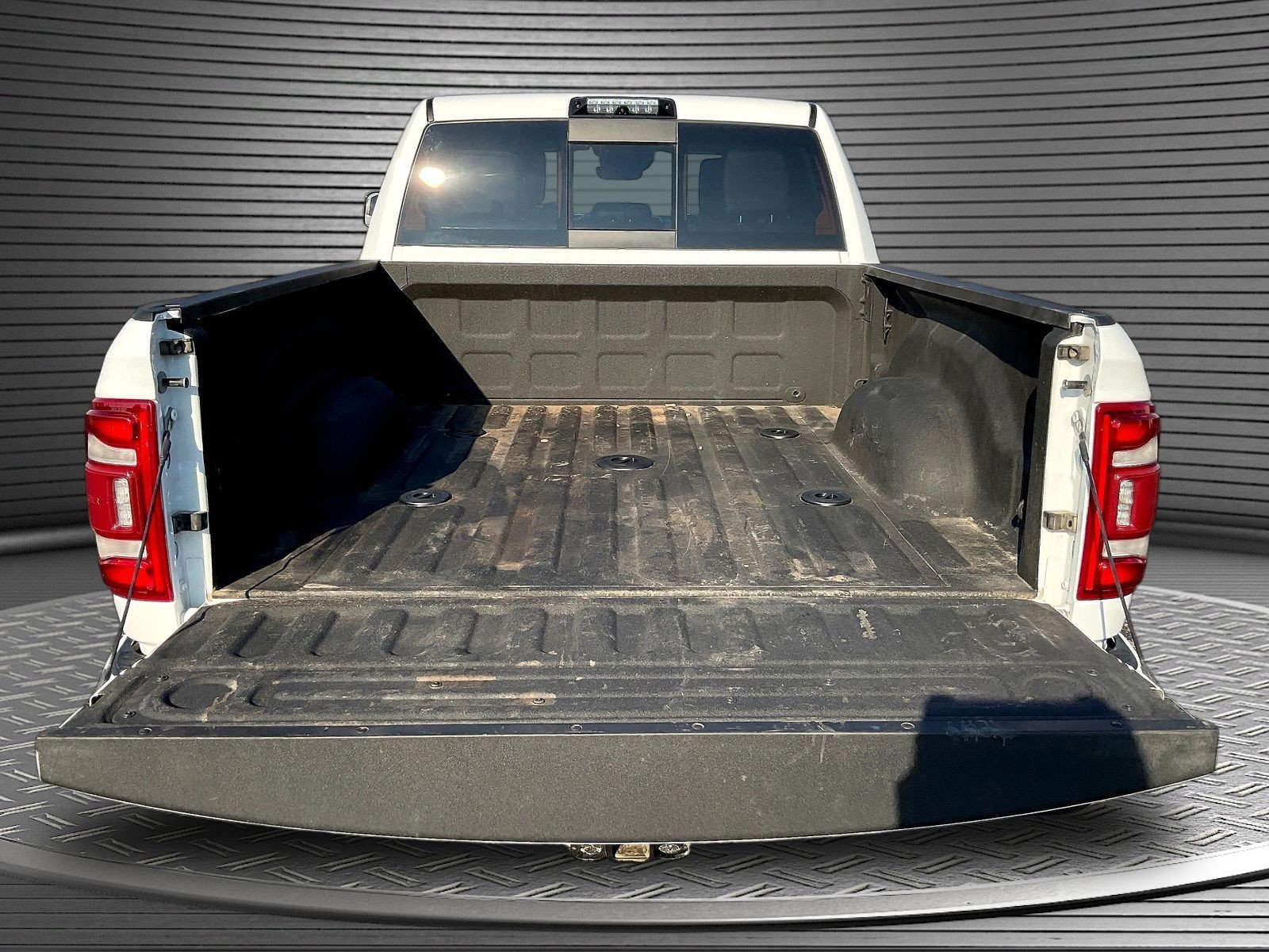 Used 2019 RAM 2500 Limited AWD/4WD image 9
