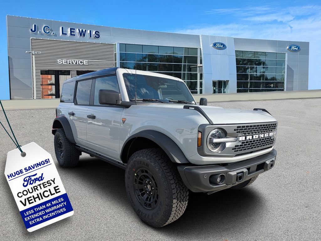 New 2026 Ford Bronco Badlands AWD/4WD image 1