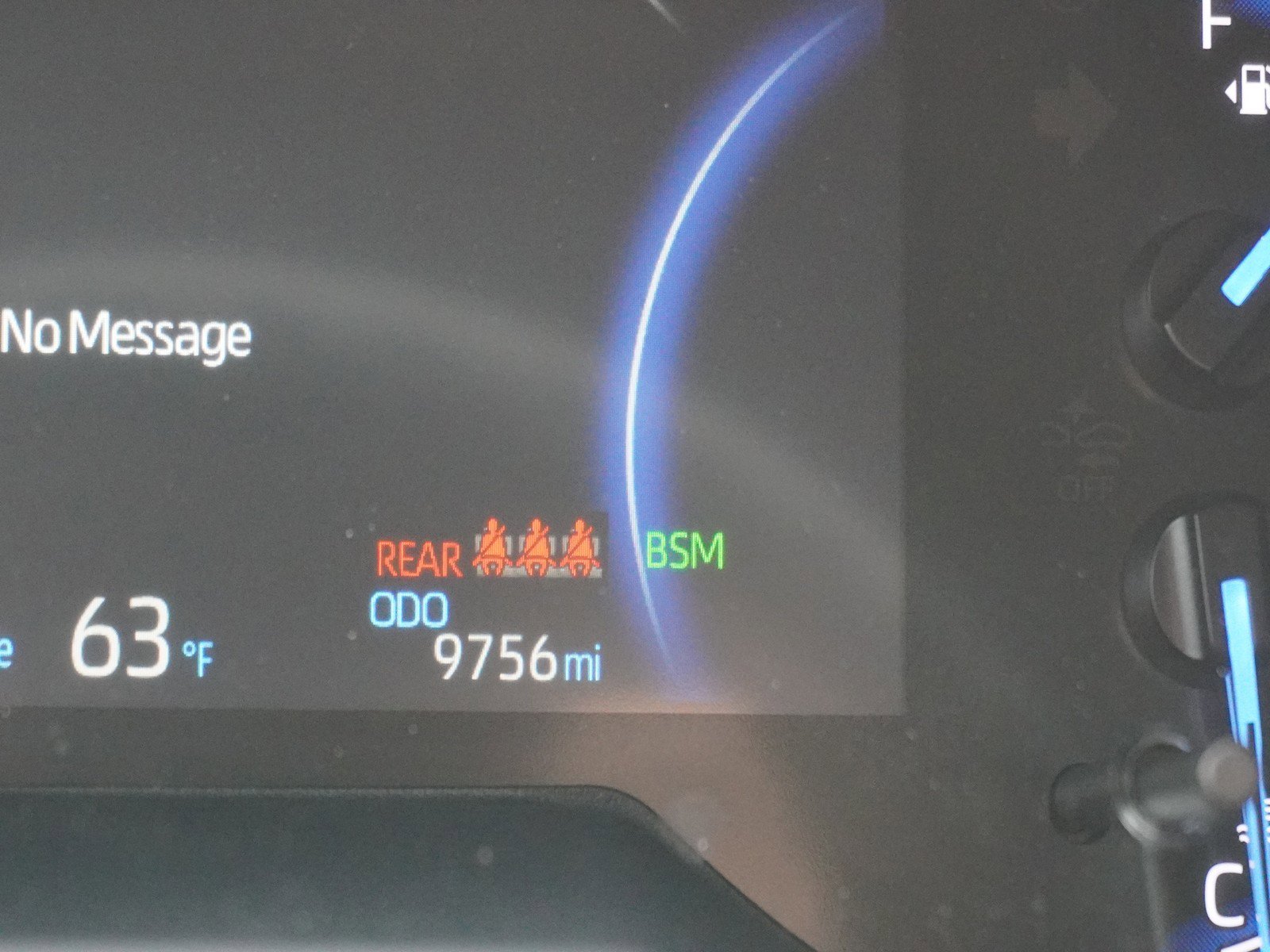 Used 2025 Toyota RAV4 XLE image 26