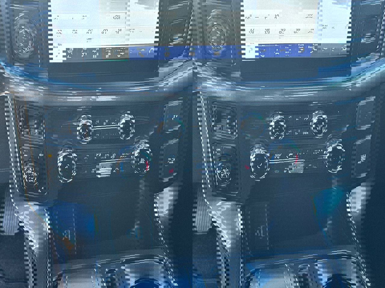 Certified 2022 Ford F150 XLT w/ Equipment Group 302A High image 31