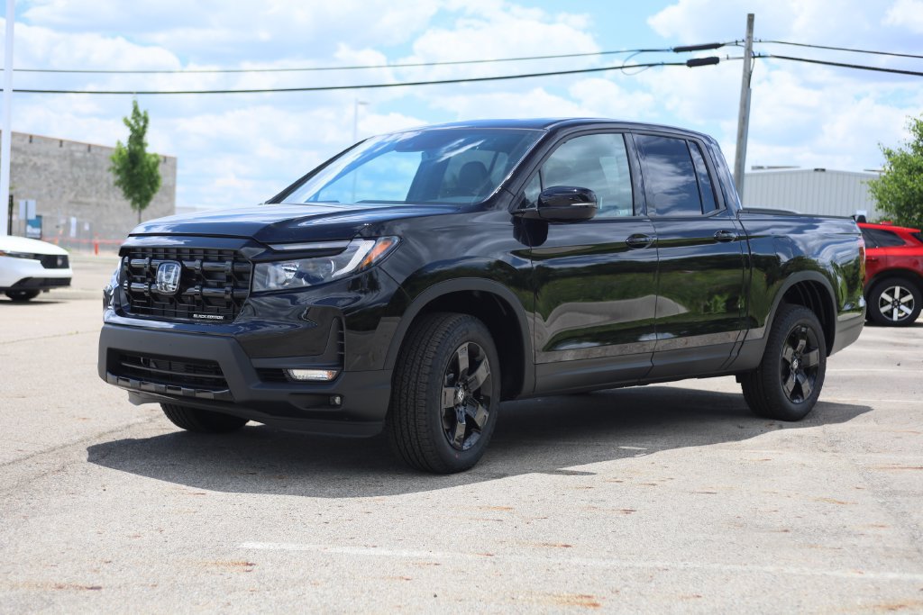 New 2026 Honda Ridgeline Black Edition image 3