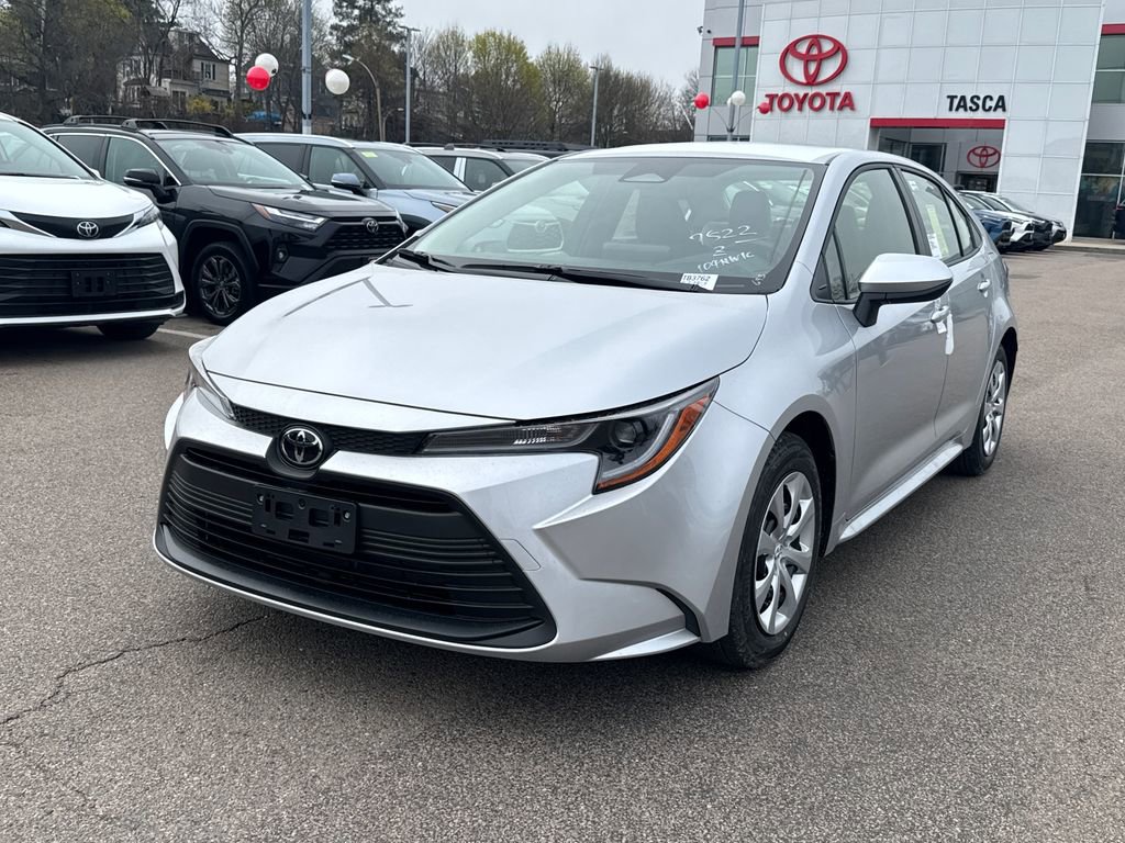 New 2026 Toyota Corolla LE FWD image 3