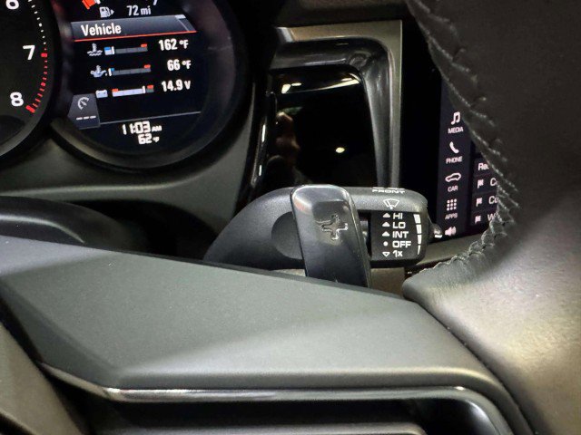 Used 2024 Porsche Macan image 37