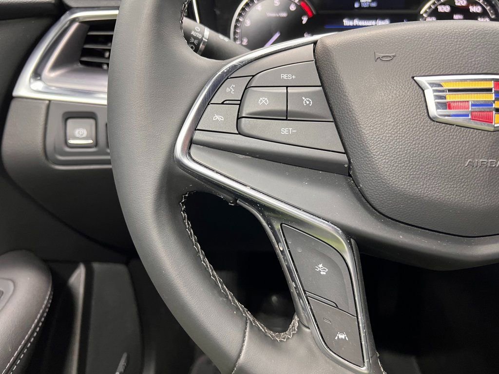 Used 2025 Cadillac XT5 Luxury image 15