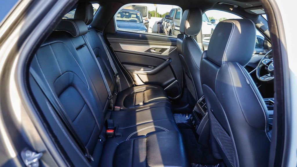 Used 2024 Jaguar F-PACE R-Dynamic S image 20