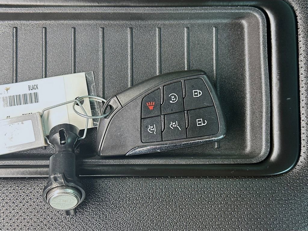 Used 2024 Chevrolet Tahoe Premier RWD image 35