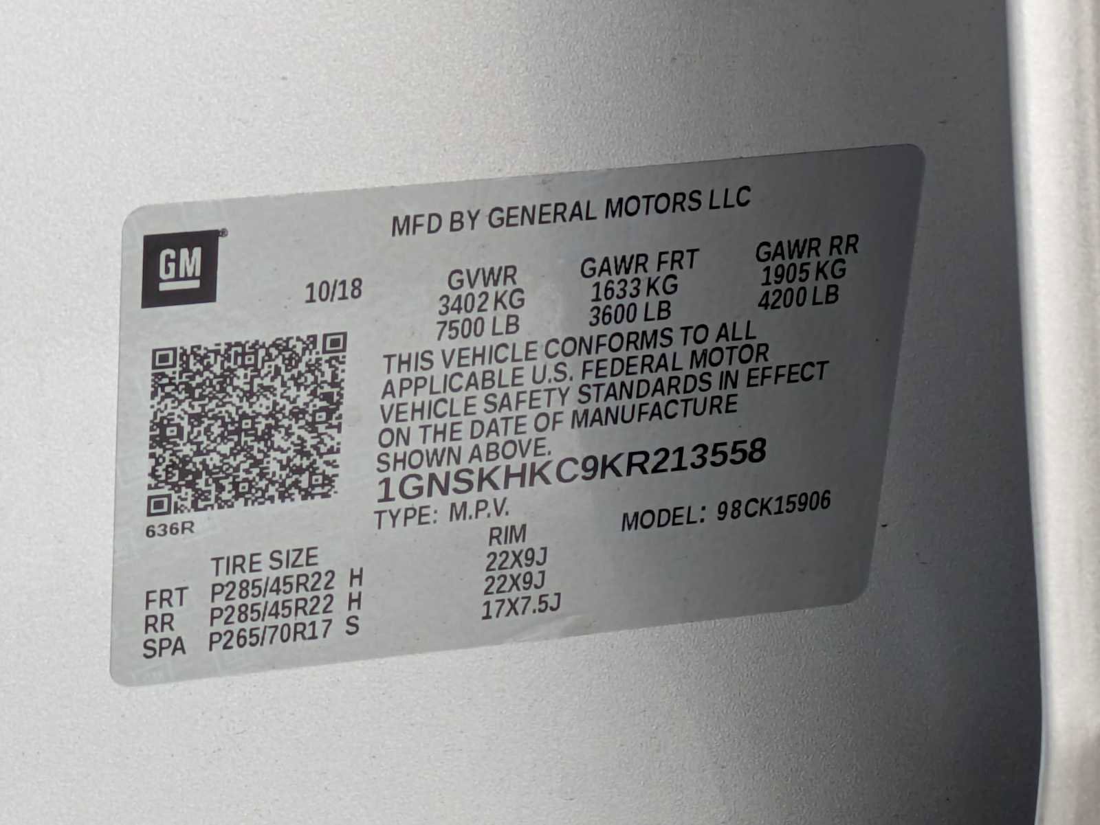 Used 2019 Chevrolet Suburban LT w/ Luxury Package image 34