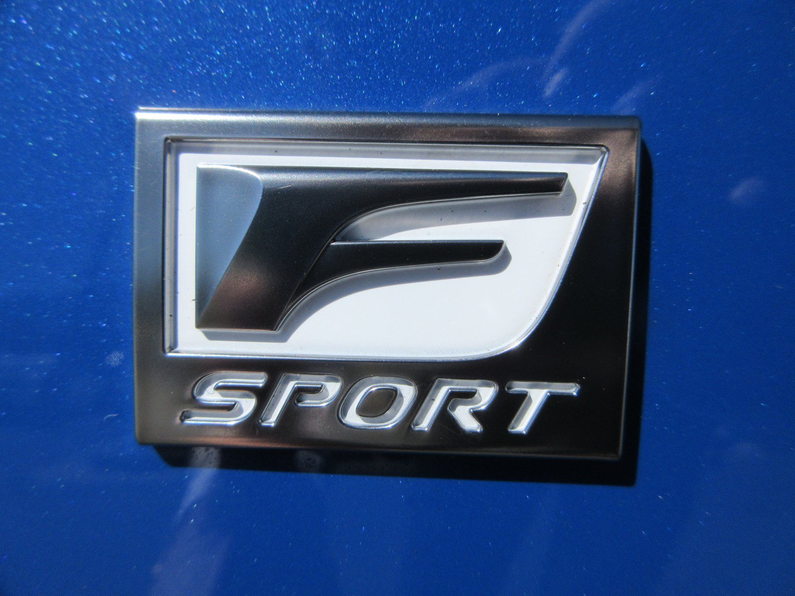 Used 2023 Lexus RX 350 F Sport w/ Cold Area Package AWD/4WD image 3