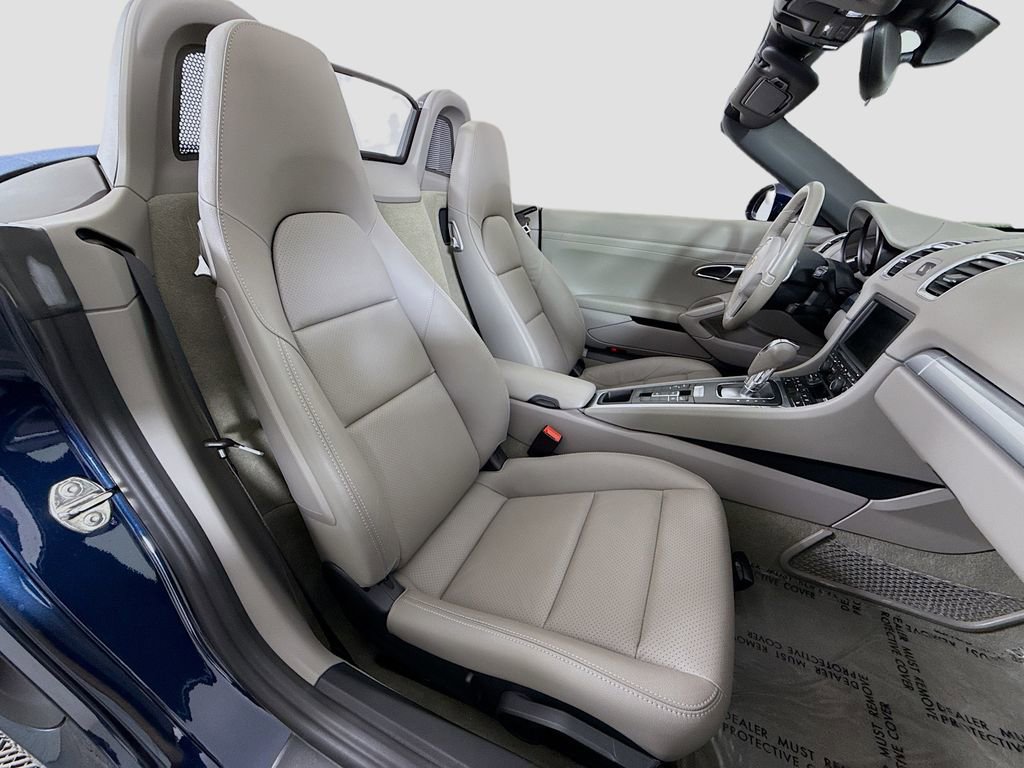 Used 2015 Porsche Boxster image 22