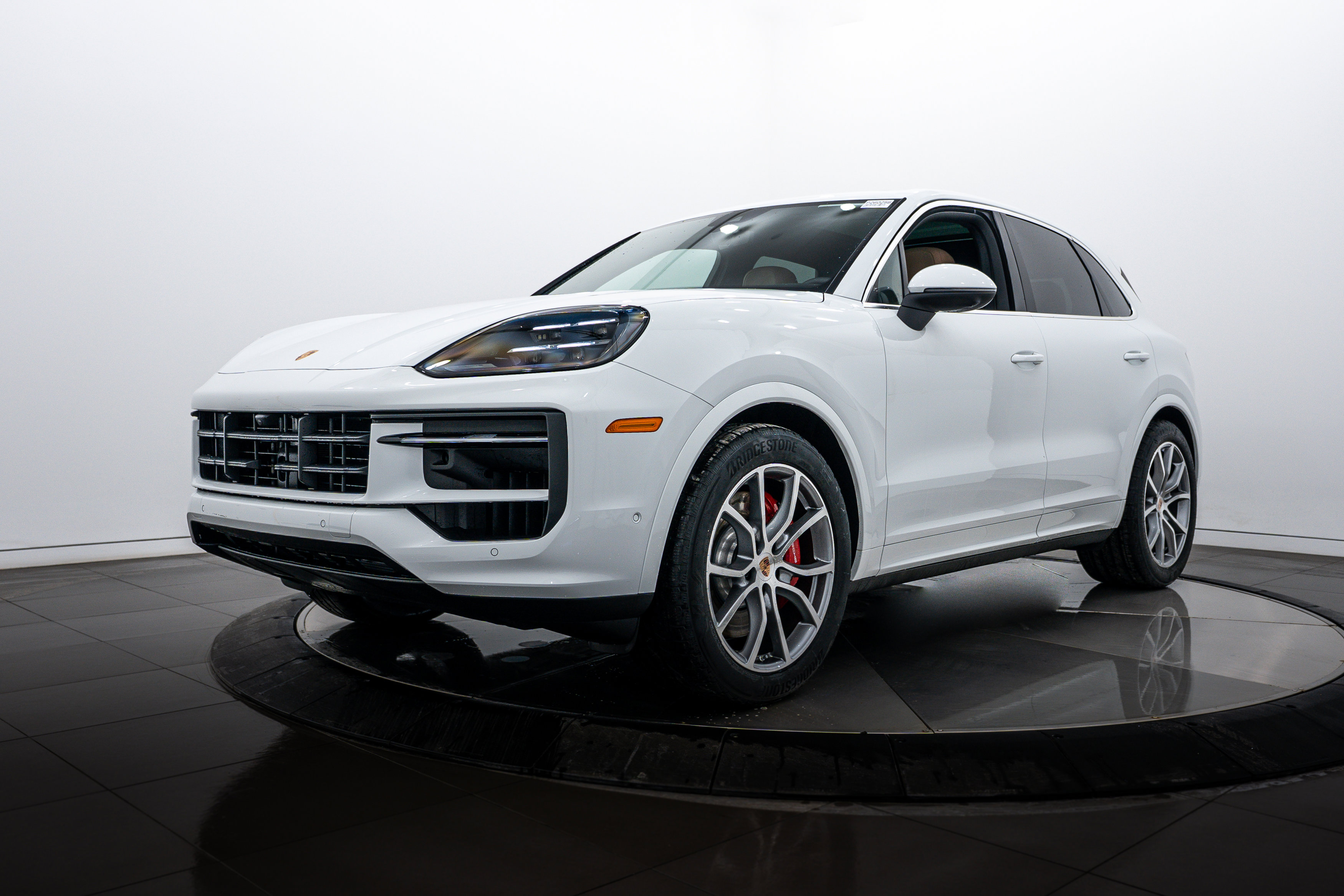 New 2026 Porsche Cayenne S image 1