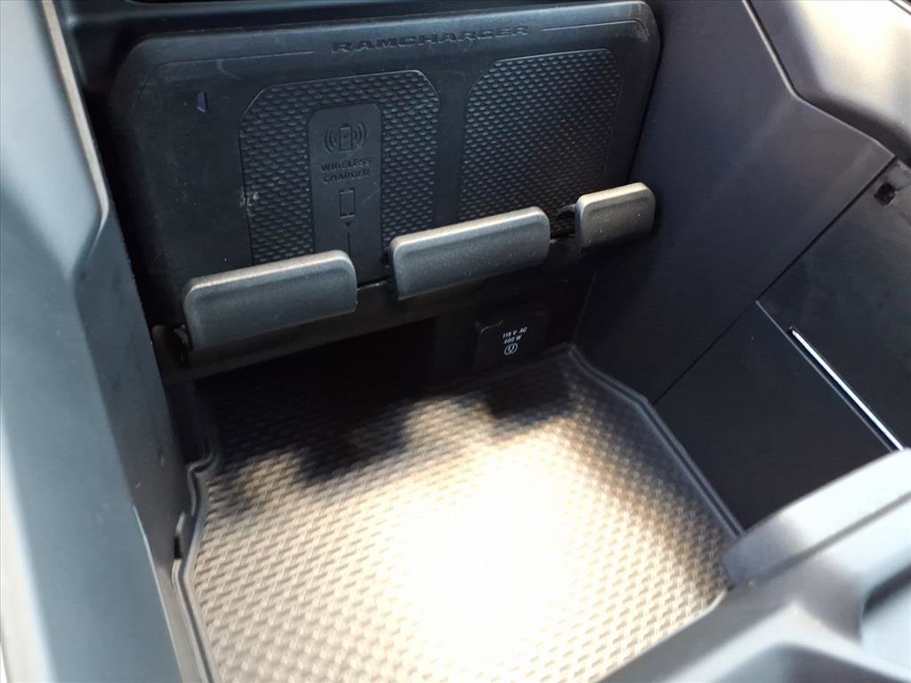Used 2022 RAM 3500 Limited AWD/4WD image 33